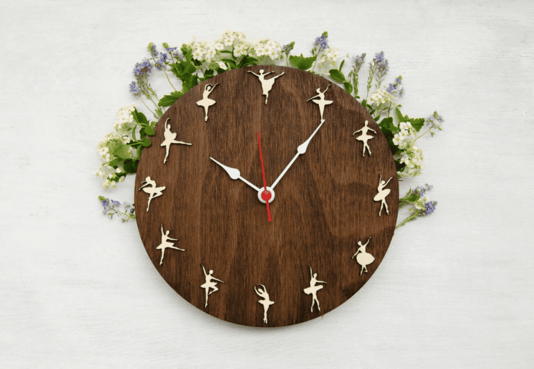 Wooden clock with ballerinas