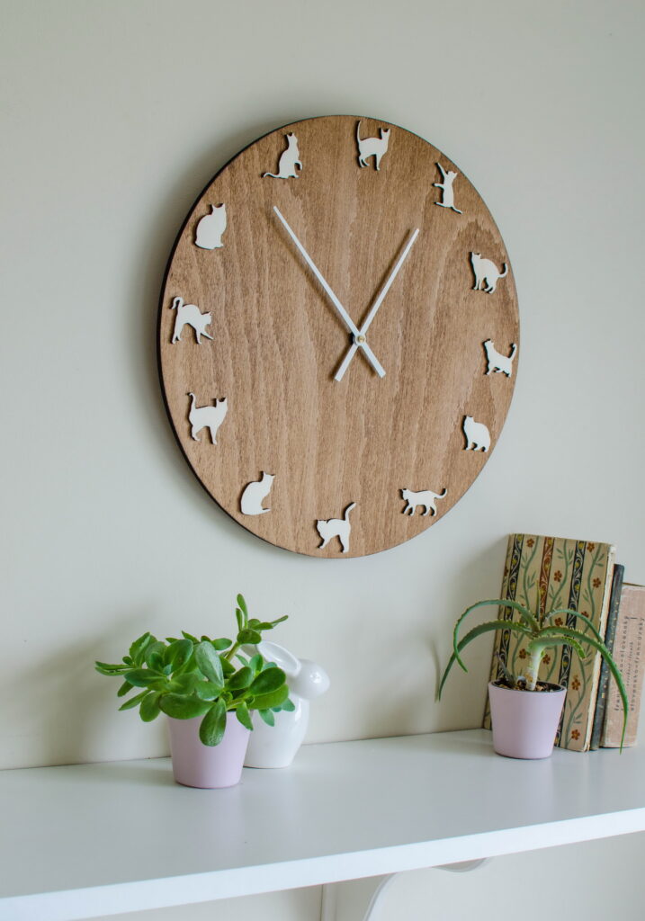 cat clock6