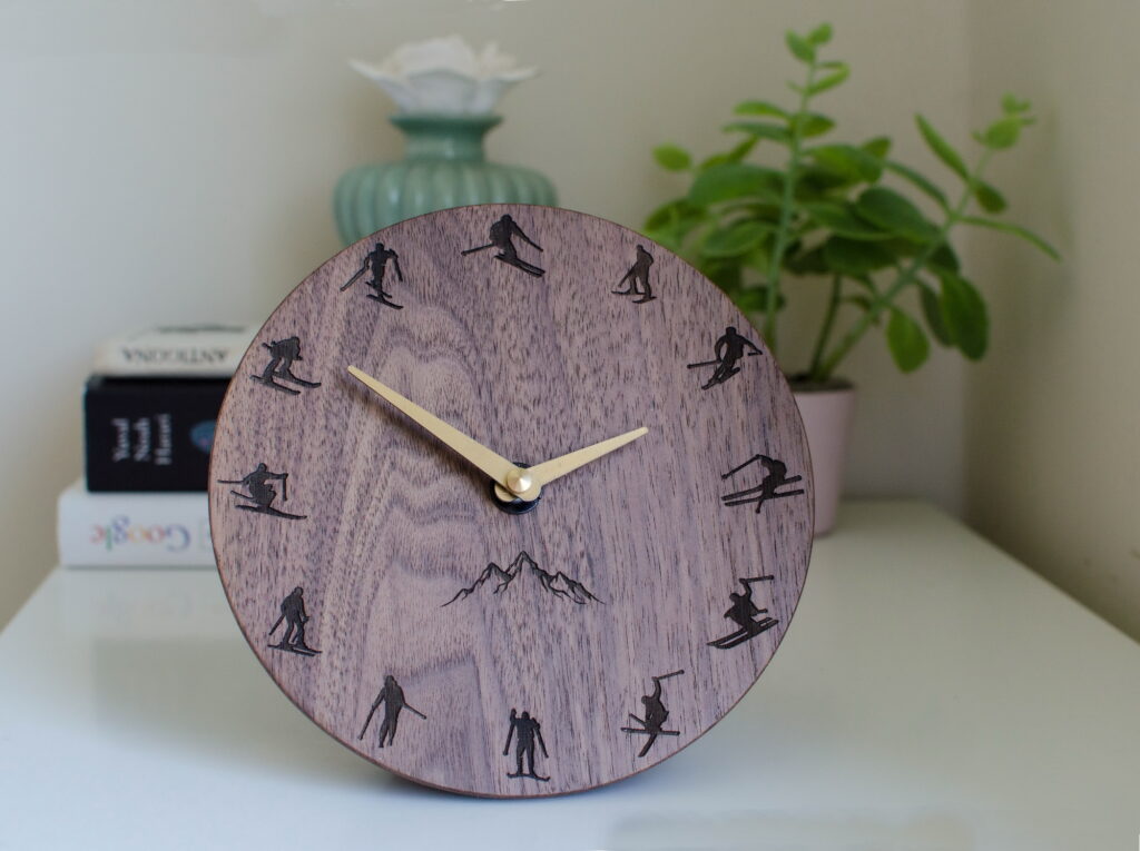 ski desk clock2